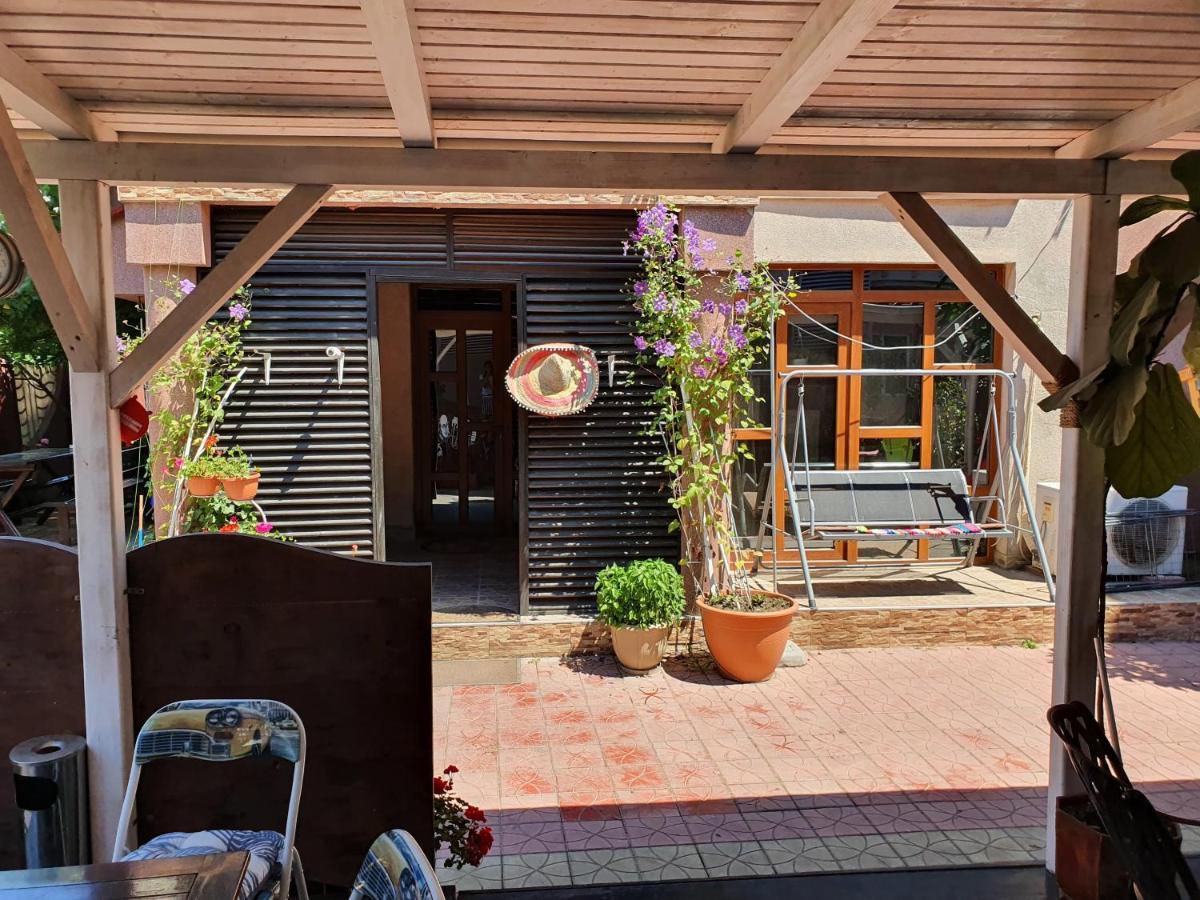 Casa Ultraviolet Hotell Năvodari Eksteriør bilde
