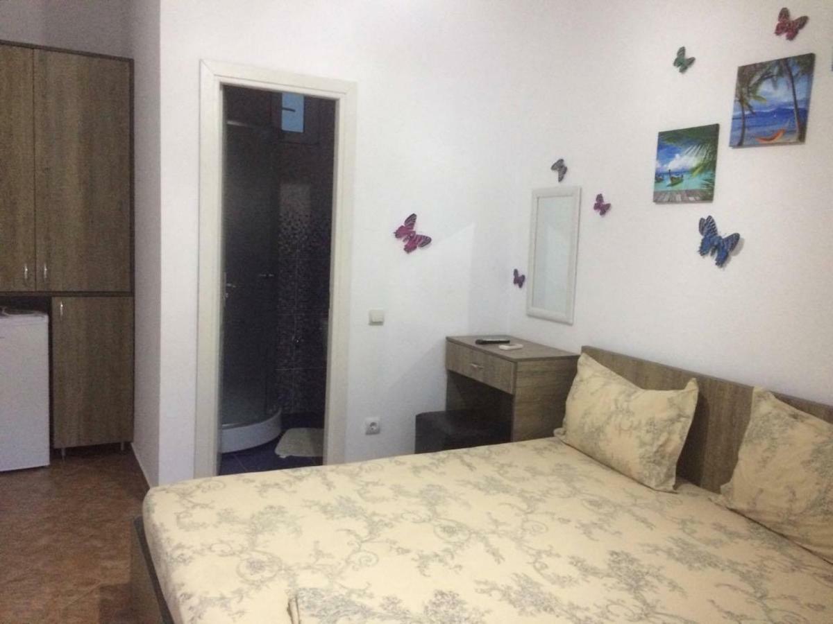 Casa Ultraviolet Hotell Năvodari Eksteriør bilde