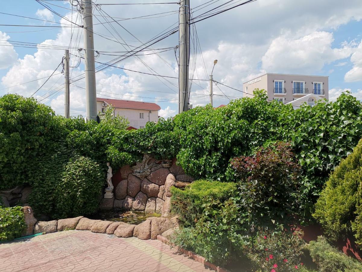 Casa Ultraviolet Hotell Năvodari Eksteriør bilde